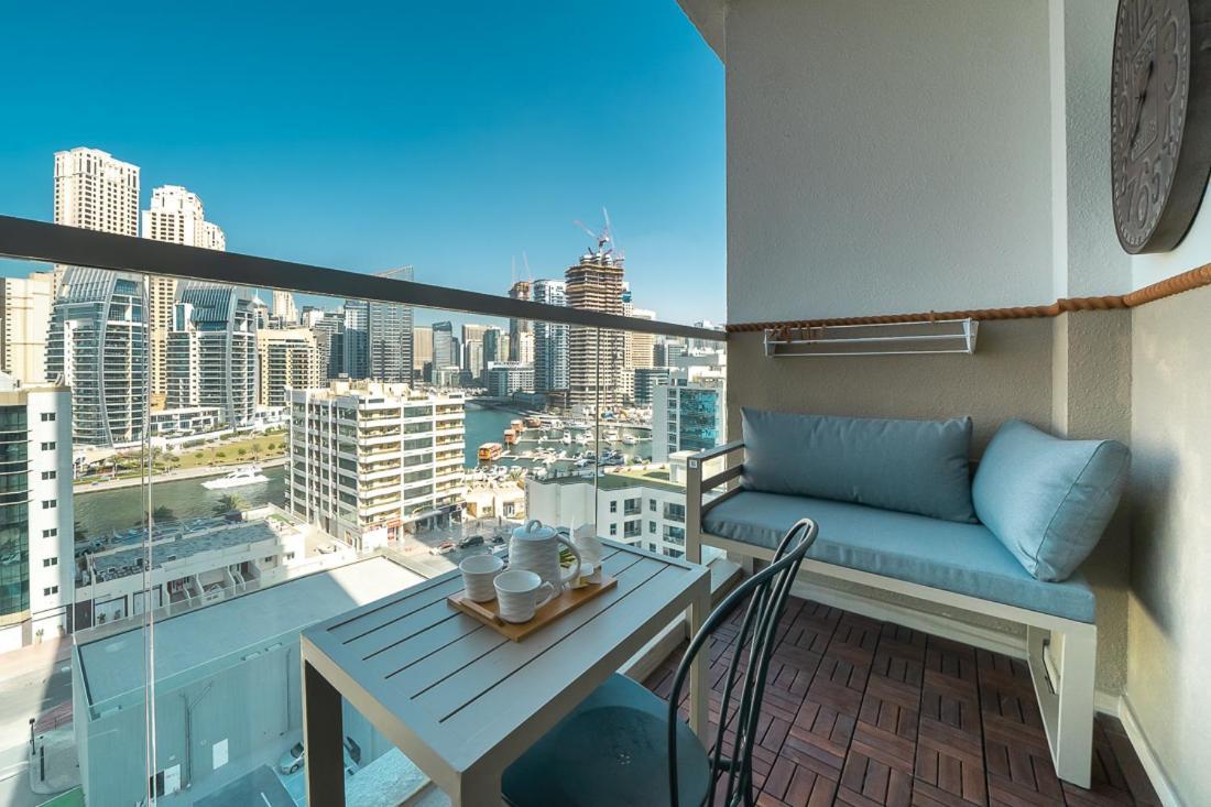 Higuests - Designer Studio In Dubai Marina With Amazing Views Exterior foto